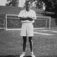 Seletar_1949_Dad_by_the_goals