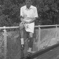 Seletar_1949_Dad_on_the_bridge