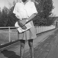 Seletar_1949_Dad_standing_on_the_bridge